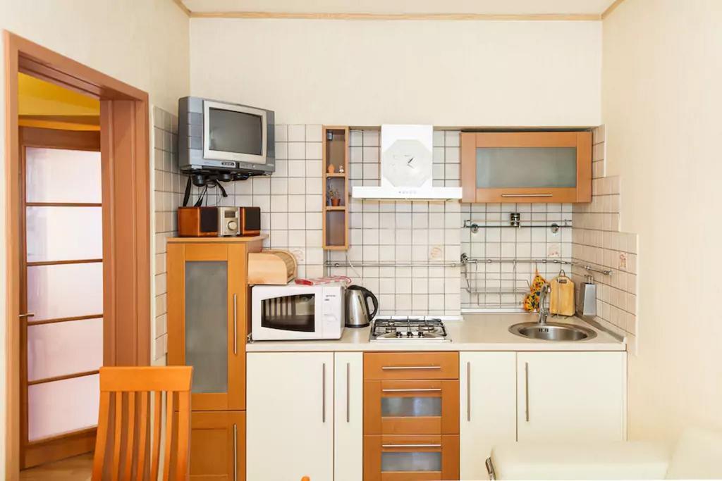 Apartment On Soborniy 177 Zaporizhia Bagian luar foto